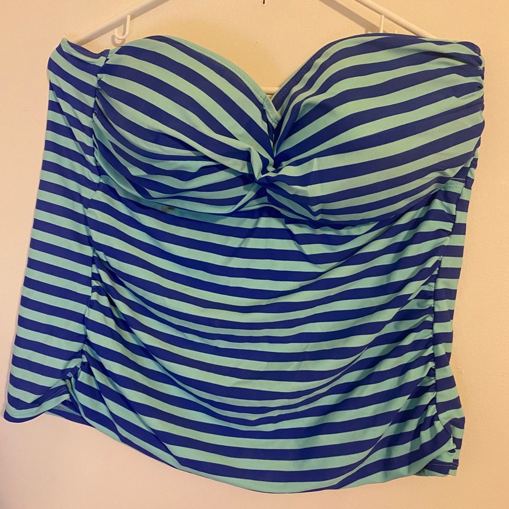 Strapless bathingsuit